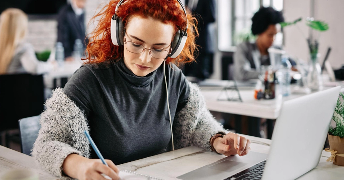 بهترین پلی‌لیست‌ها برای کار، مطالعه و تمرکز